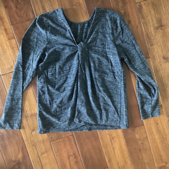 J. Jill Pure Charcoal Gray Knot Draped Back l/s Stretch Shirt knot back size M - Picture 11 of 11